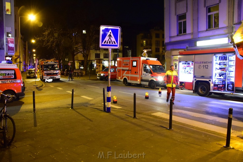 Einsatz BF Koeln Muelheim Formesstr Deutz Muelheimesrtr P024.JPG - Miklos Laubert